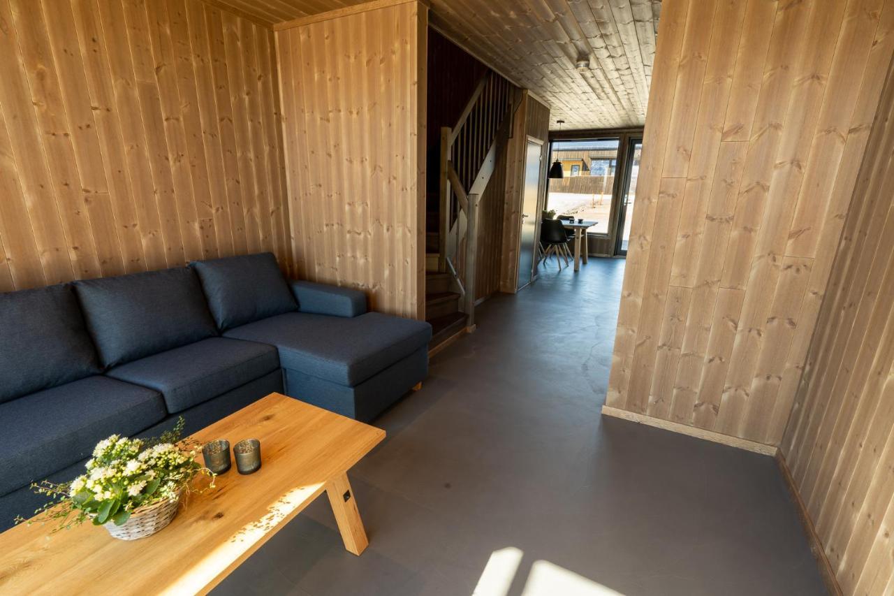 Risoyhamn Sjohus As Apartment Exterior photo